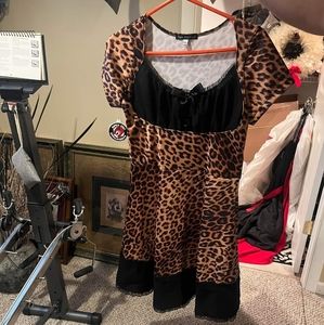 Paper doll leopard dress